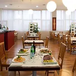 Hotelto Hotel 3*