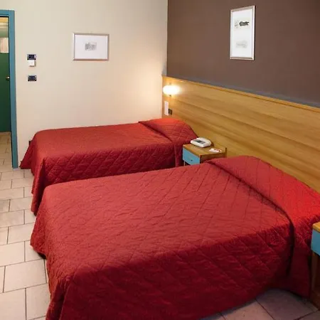 Hotelto 3* Ривальта-ди-Торино