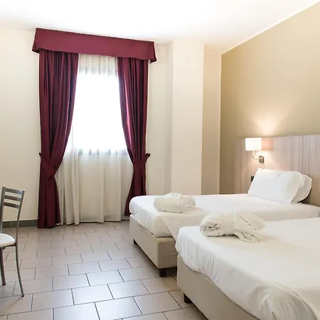 Hotelto 3* Ривальта-ди-Торино