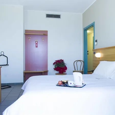 Hotelto 3* Ривальта-ди-Торино