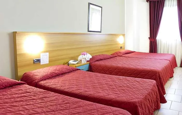 Hotel Hotelto 3*